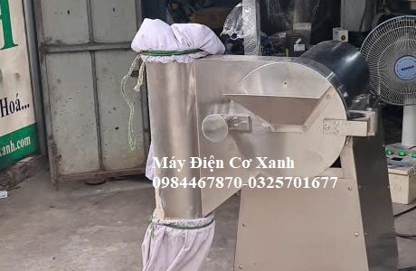 Máy nghiền cây thuốc đông y
