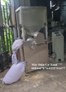 Máy nghiền bột dược liệu tự động