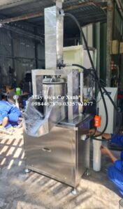 Máy ép thủy lực dùng vắt nước cốt dược liệu