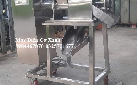 MÁY VẮT NƯỚC CỐT SẢ NGUYÊN CHẤT, VẮT TRỰC TIẾP TỪ CÂY SẢ GIÚP TIẾT KIỆM THỜI GIAN VÀ CÔNG SỨC NGƯỜI SỬ DỤNG